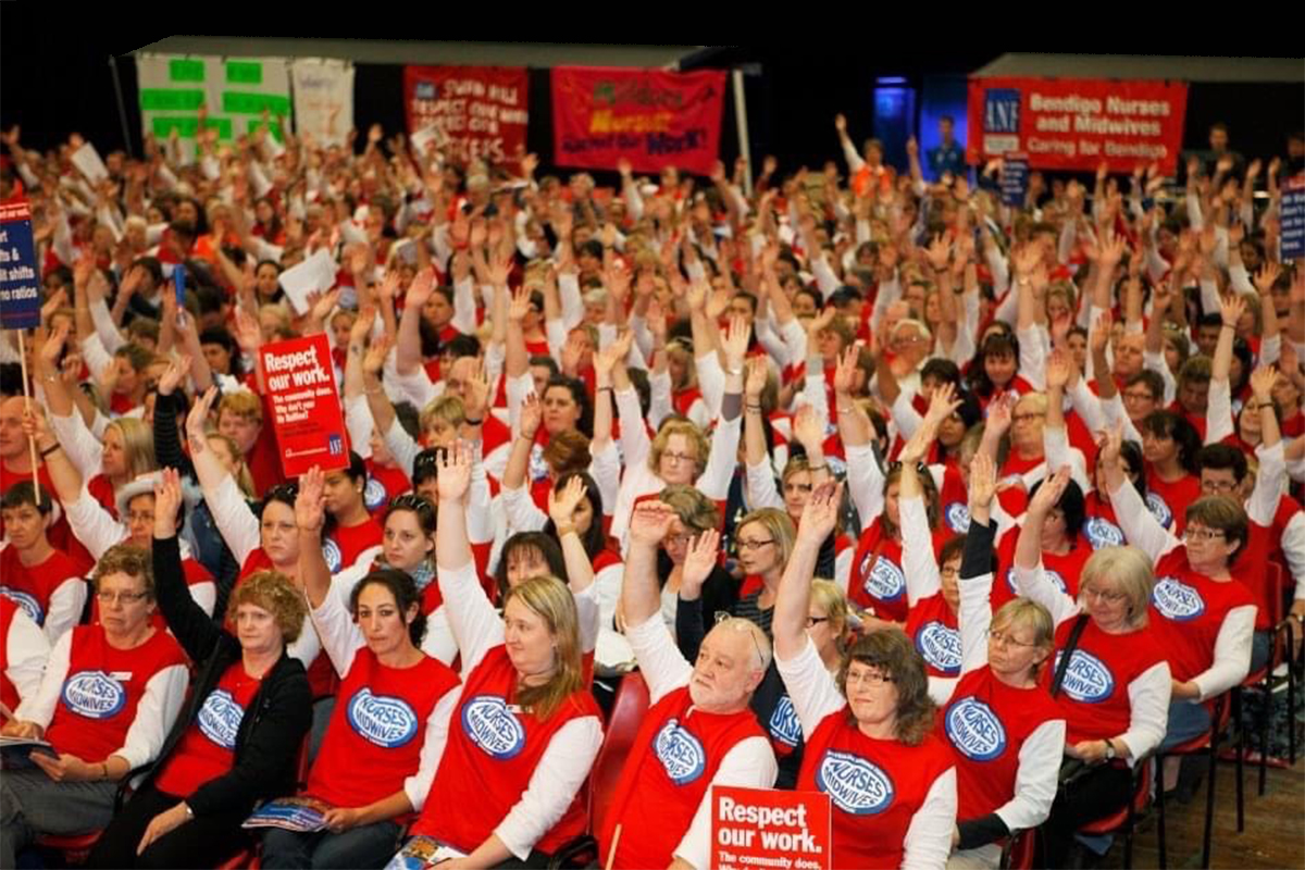 Therese Smyth and Nicole Semmler (second row from front, second and fourth from left) at Festival Hall in 2011.