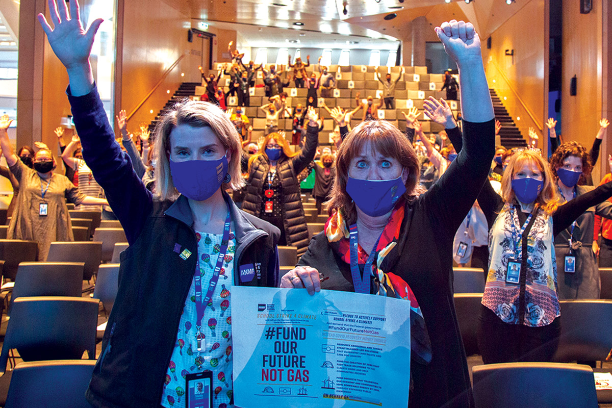 ANMF (Vic Branch) Assistant Secretary Maddy Harradence and Secretary Lisa Fitzpatrick show support for the School Strike 4 Climate&rsquo;s &lsquo;Fund our future, not gas&rsquo; campaign in 2021