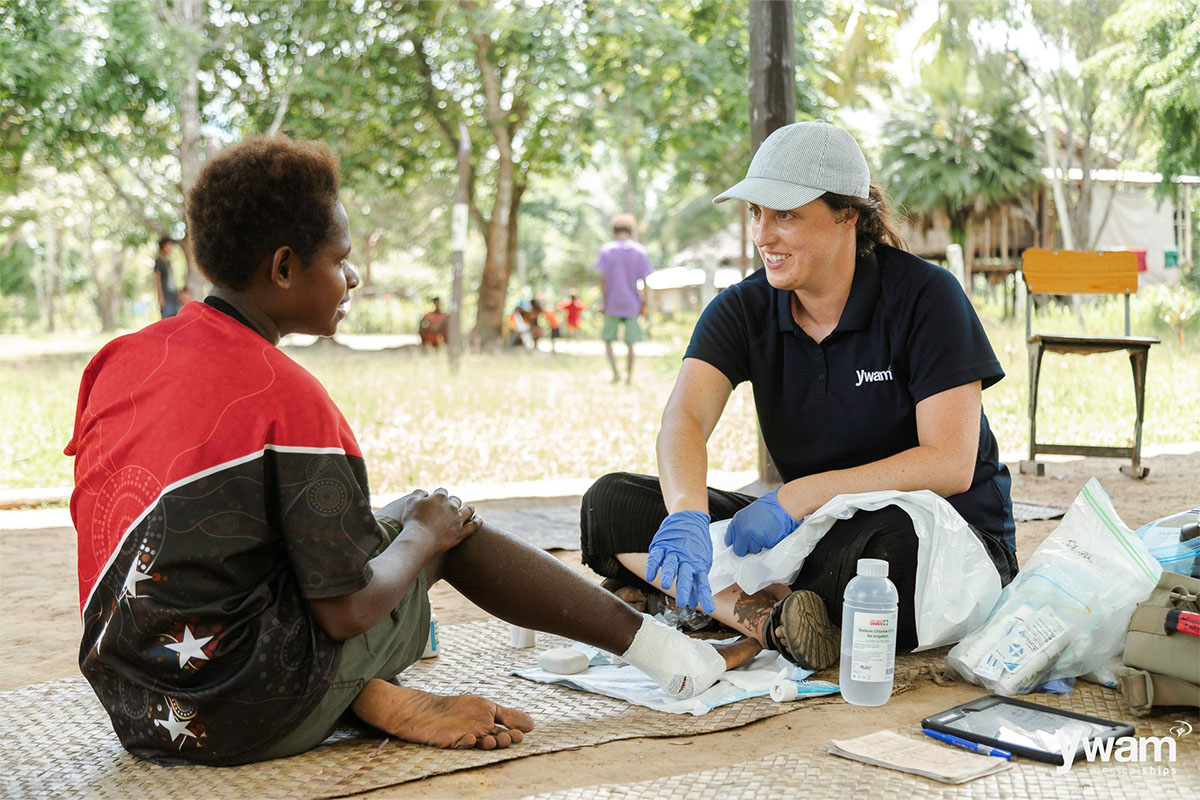 RN Emma Turner on volunteering in Papua New Guinea