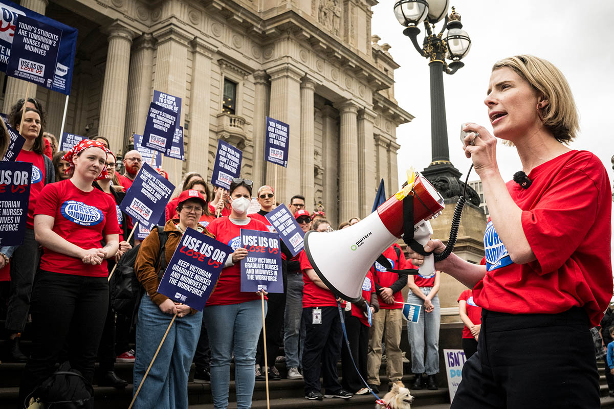 Keeping Victorian graduate nurses and midwives in the workforce: an update on the 2026 graduate situation